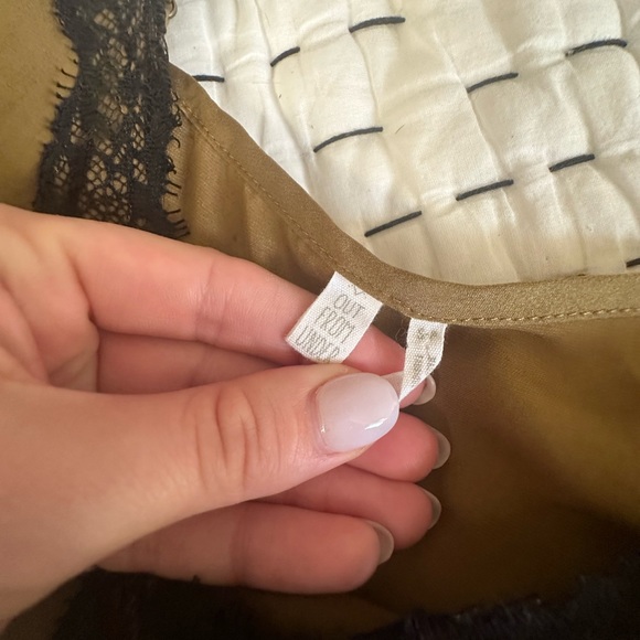 FLASH SALE LACE URBAN OUTFITTERS TUNIC CAMI - size s - Picture 5 of 6